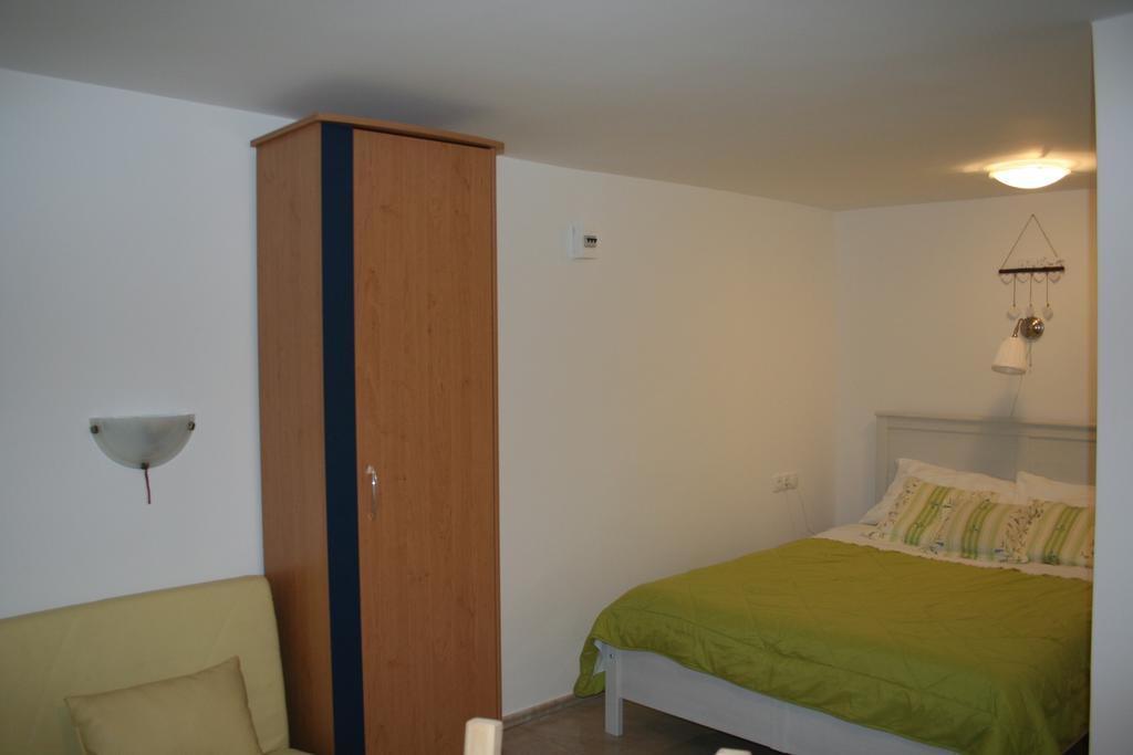 Guesthouse Villa Juric ซริกเวนิซา ภายนอก รูปภาพ
