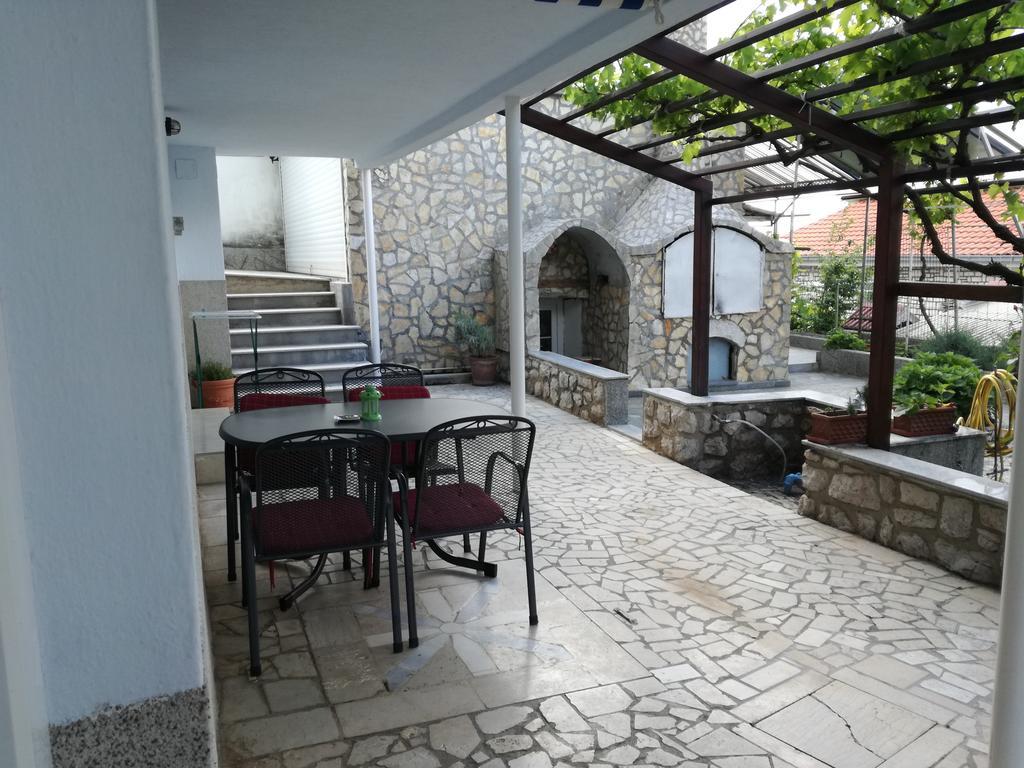 Guesthouse Villa Juric ซริกเวนิซา ภายนอก รูปภาพ